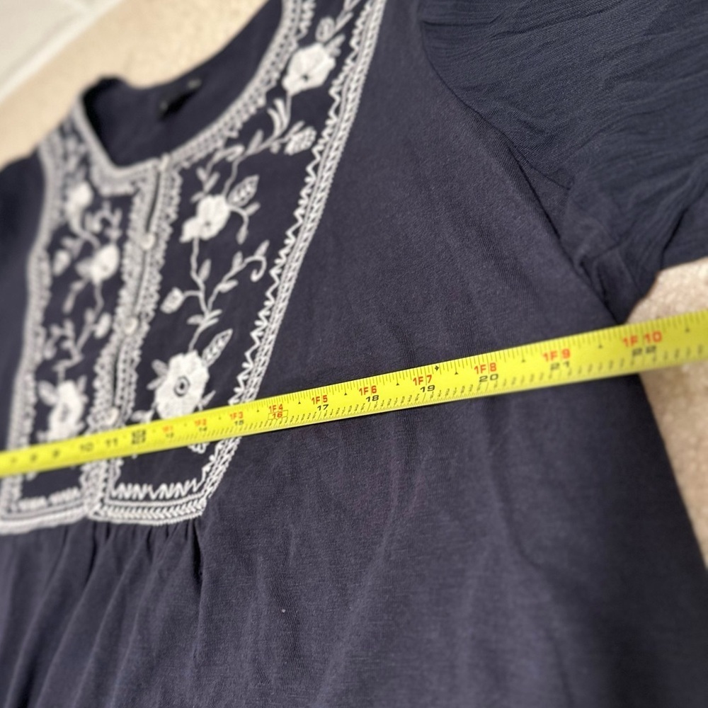 Lane Bryant Blouson-Sleeve Henley Embroidered Top Loose/Relaxed in Night Sky NWT - Picture 14 of 16